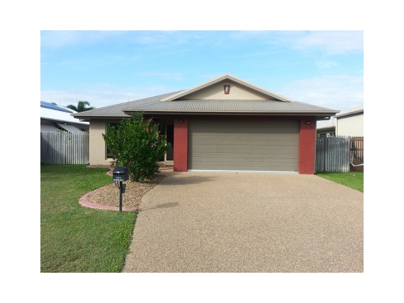 12 Sarina Court, Mount Louisa QLD 4814