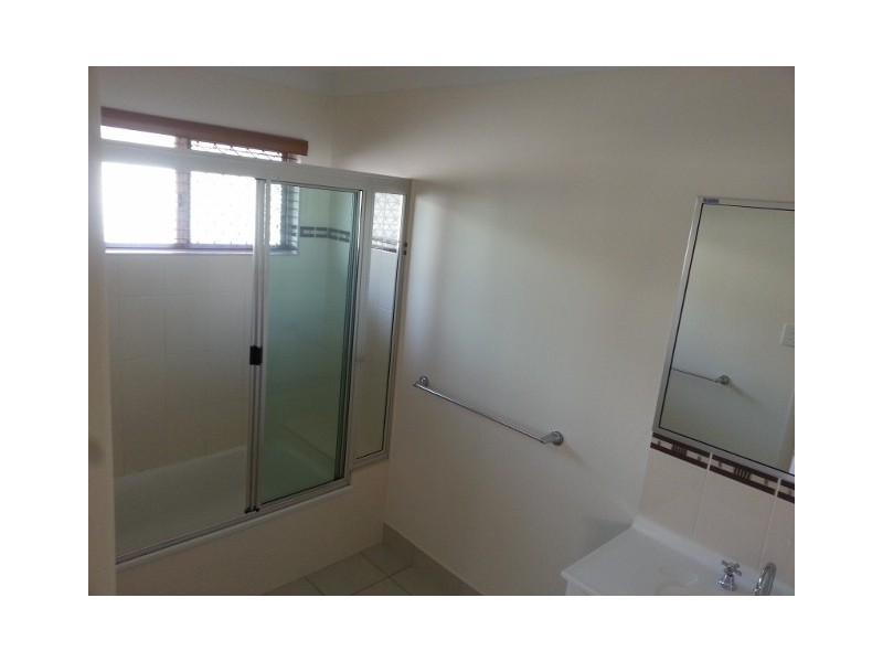 12 Sarina Court, Mount Louisa QLD 4814