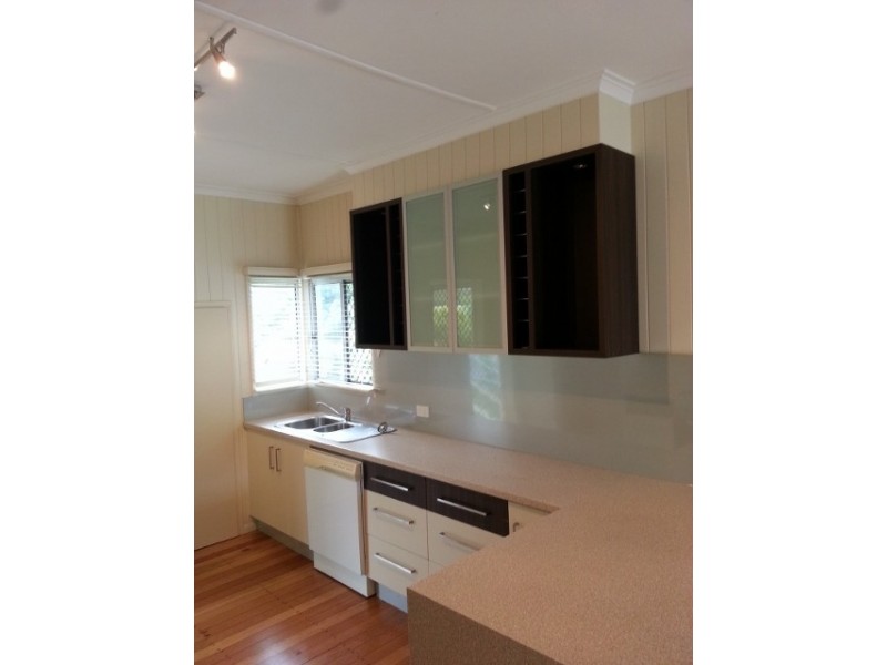 49 Goldring Street, Hermit Park QLD 4812