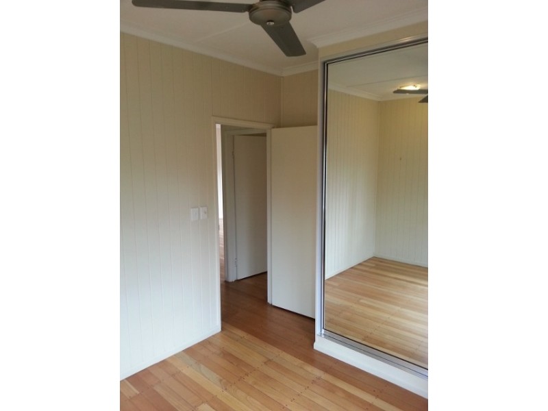 49 Goldring Street, Hermit Park QLD 4812