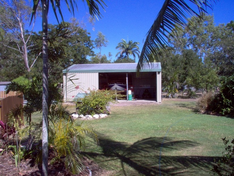 8 Frendon Parade, Mount Low QLD 4818