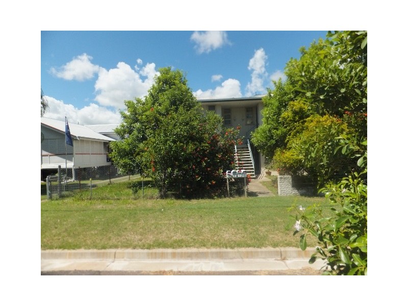 2/160 Francis, West End QLD 4810