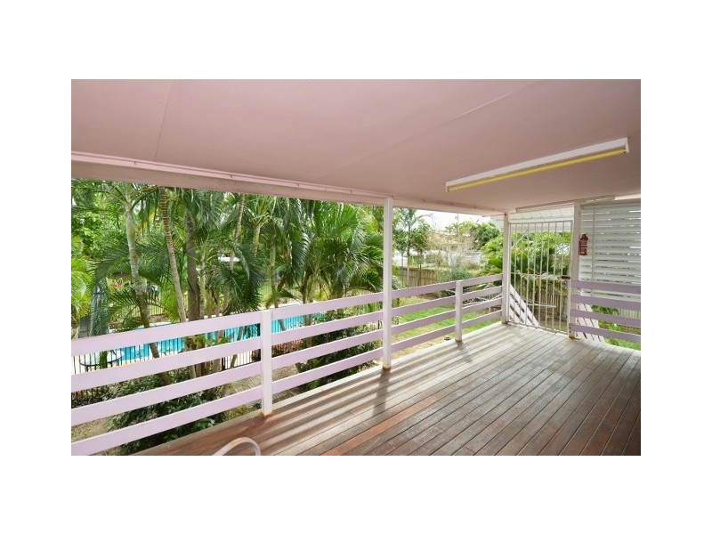 16 Malbon Road, Kirwan QLD 4817