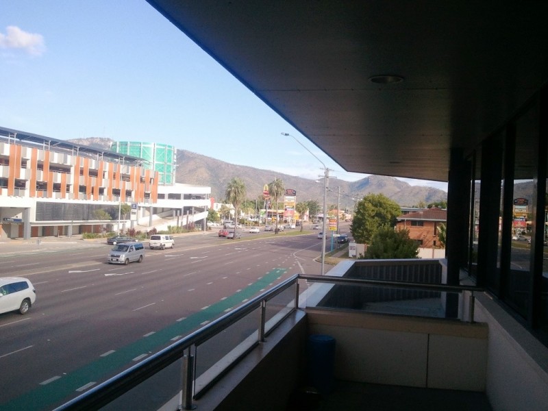 T8 / 340 Ross River Road, Aitkenvale QLD 4814