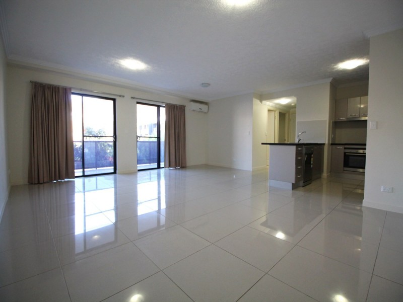 23/319 Angus Smith Drive, Douglas QLD 4814