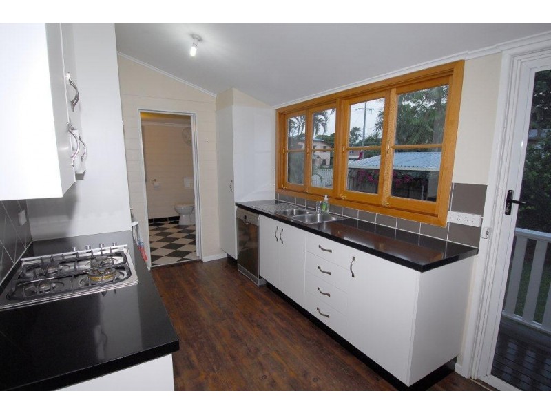 55 Perkins Street, South Townsville QLD 4810