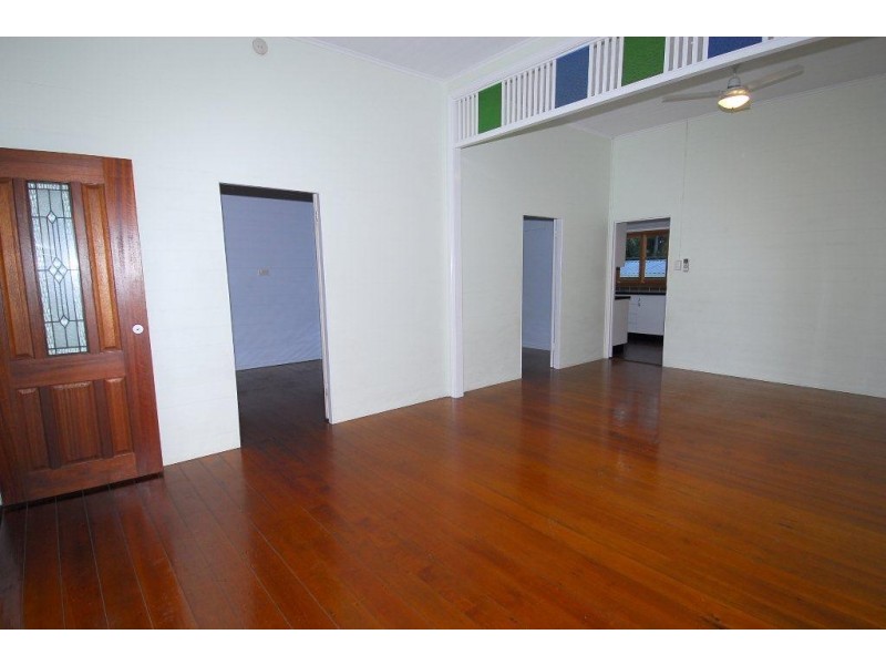 55 Perkins Street, South Townsville QLD 4810