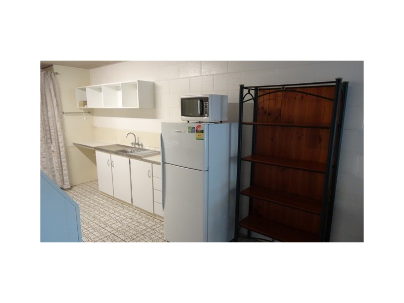 3/163 Eyre Street, North Ward QLD 4810