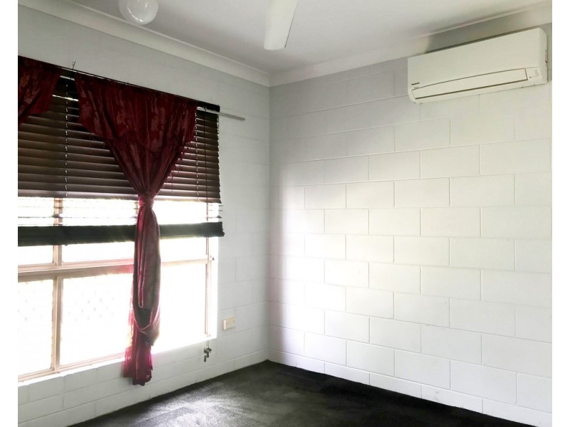 15 Dalkeith Crescent, Mount Louisa QLD 4814