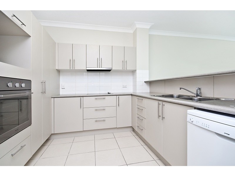 47/42 Warburton, North Ward QLD 4810