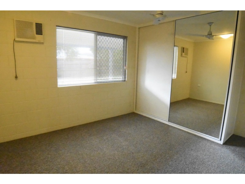 2 Alexander Court, Rasmussen QLD 4815