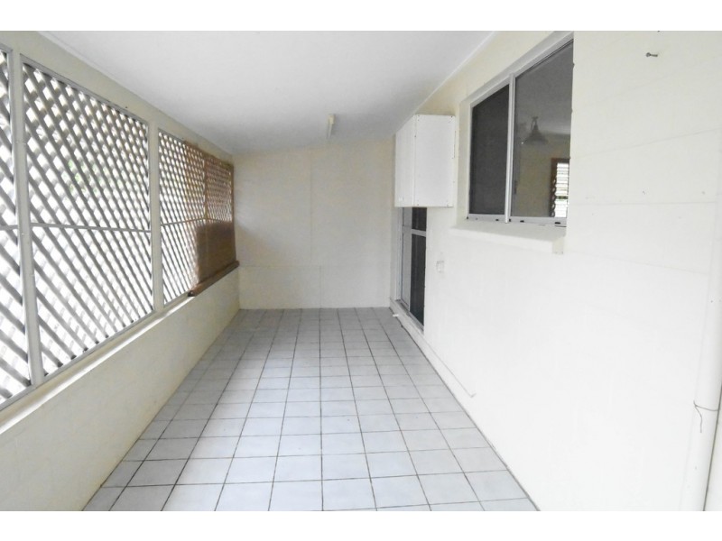 2 Alexander Court, Rasmussen QLD 4815