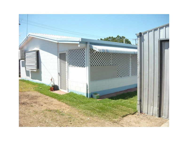 2 Alexander Court, Rasmussen QLD 4815