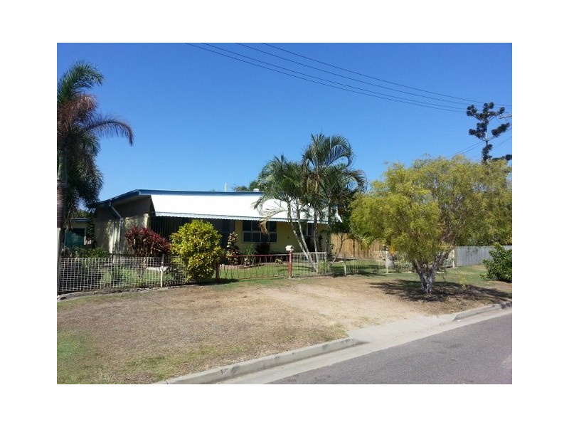 4 Bomana Street, Aitkenvale QLD 4814