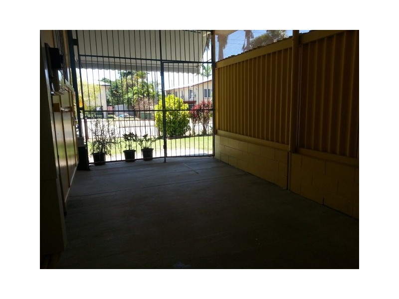 4 Bomana Street, Aitkenvale QLD 4814