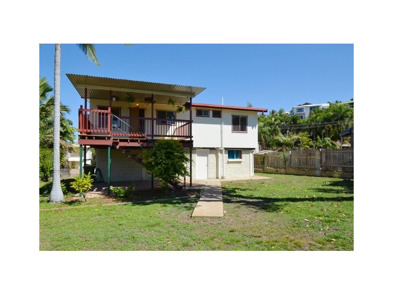 10 Carina Court, Mount Louisa QLD 4814