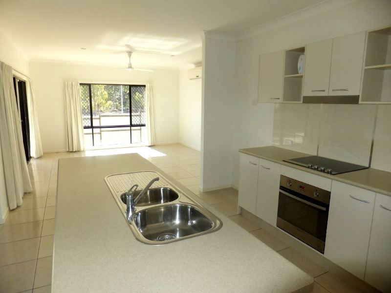 23 Deedes Crescent, Bushland Beach QLD 4818