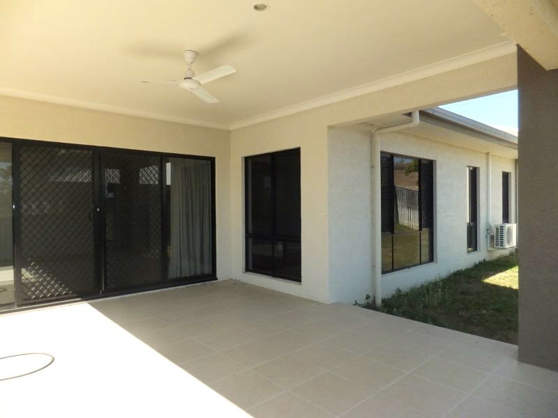 23 Deedes Crescent, Bushland Beach QLD 4818