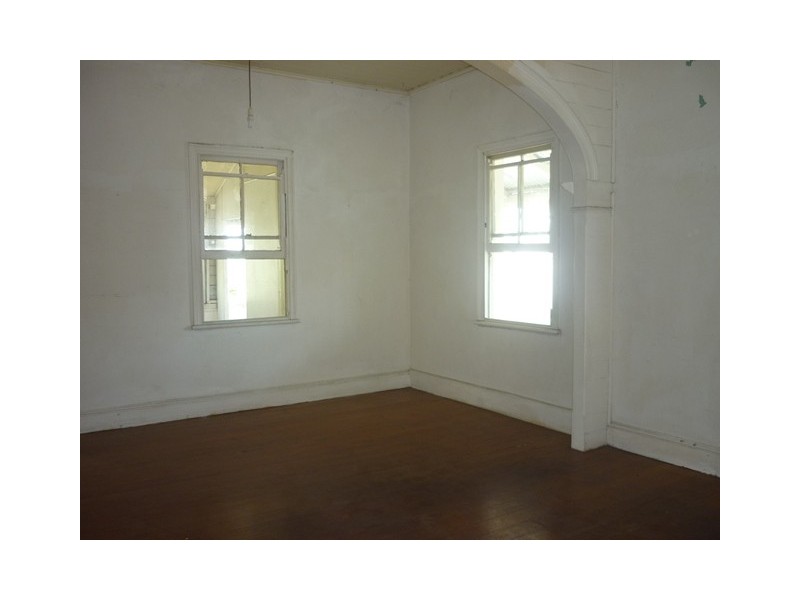 24 Melton Terrace, Townsville City QLD 4810