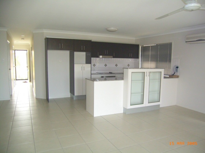 8 Kite, Douglas QLD 4814