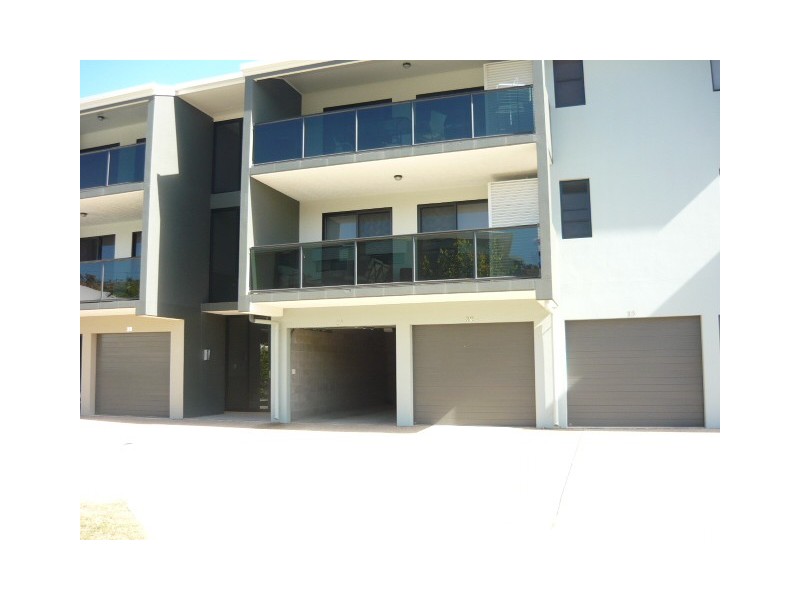 20/319 Angus Smith Drive, Douglas QLD 4814