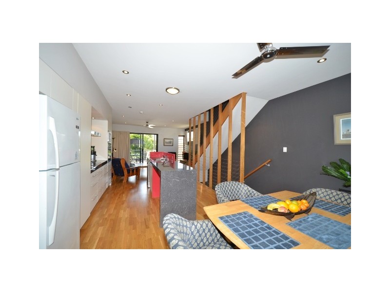 1/90 Davidson  Street, South Townsville QLD 4810