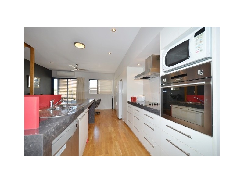 1/90 Davidson  Street, South Townsville QLD 4810