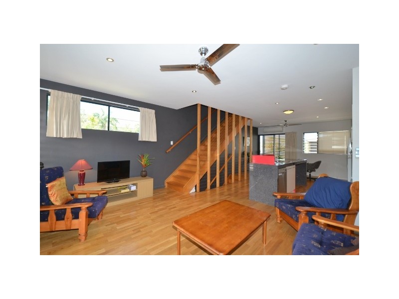 1/90 Davidson  Street, South Townsville QLD 4810