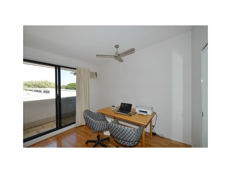 1/90 Davidson  Street, South Townsville QLD 4810