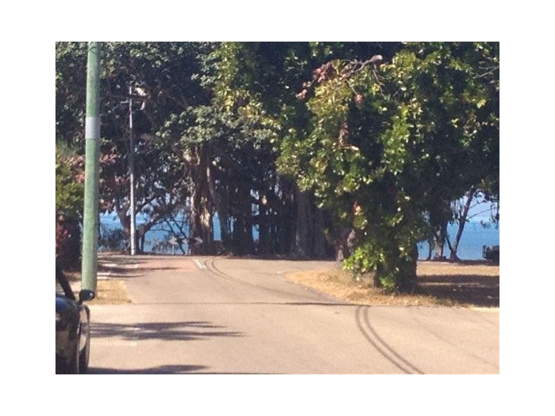 28 McCabe Crescent, Magnetic Island QLD 4819