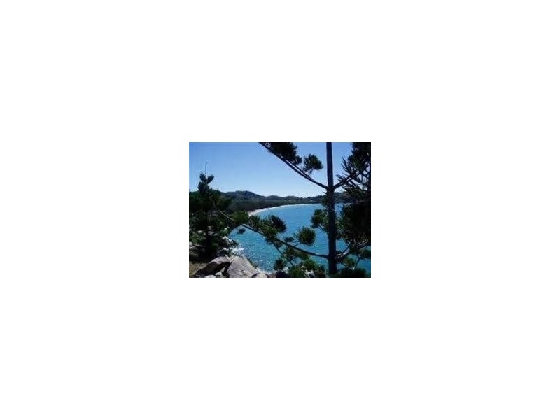 28 McCabe Crescent, Magnetic Island QLD 4819