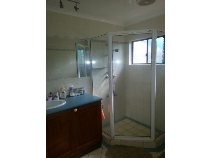 13 CHAMPAGNE CRESCENT, Kelso QLD 4815