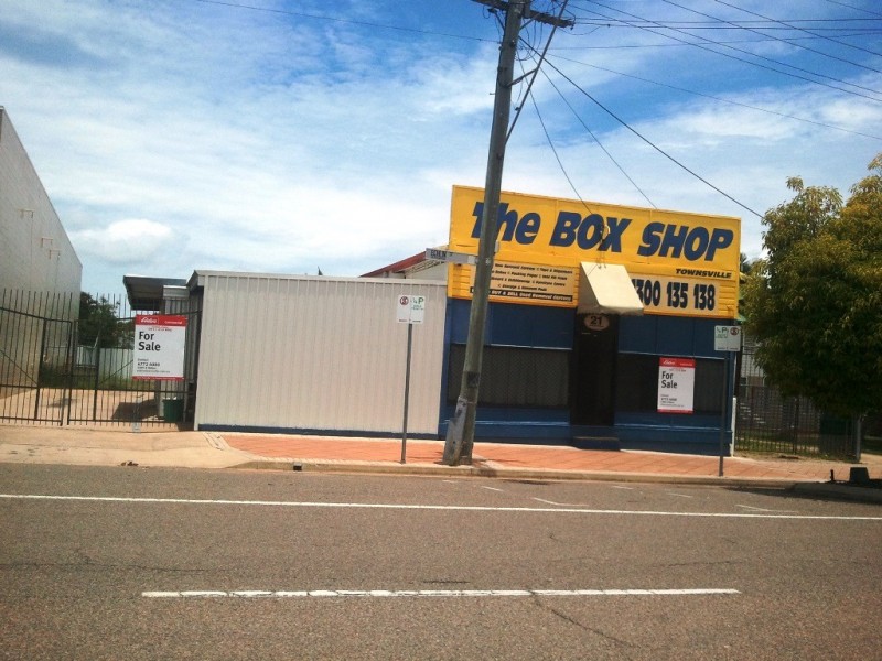 21 Echlin Street, West End QLD 4810