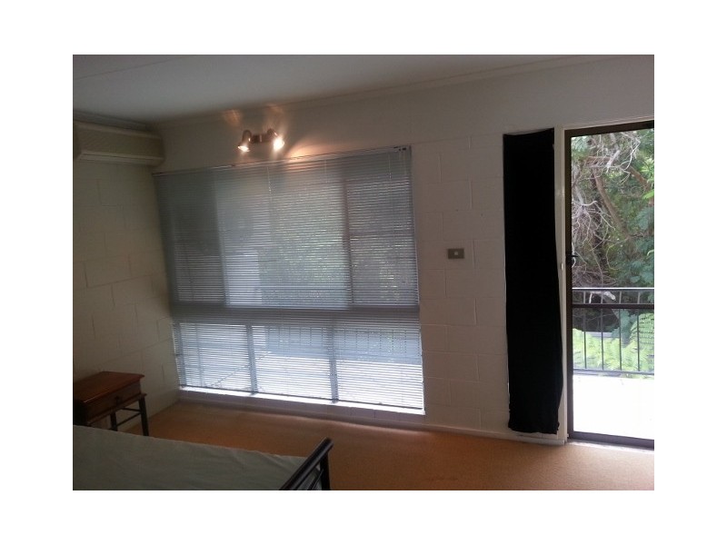 7/68 Paxton Street, North Ward QLD 4810