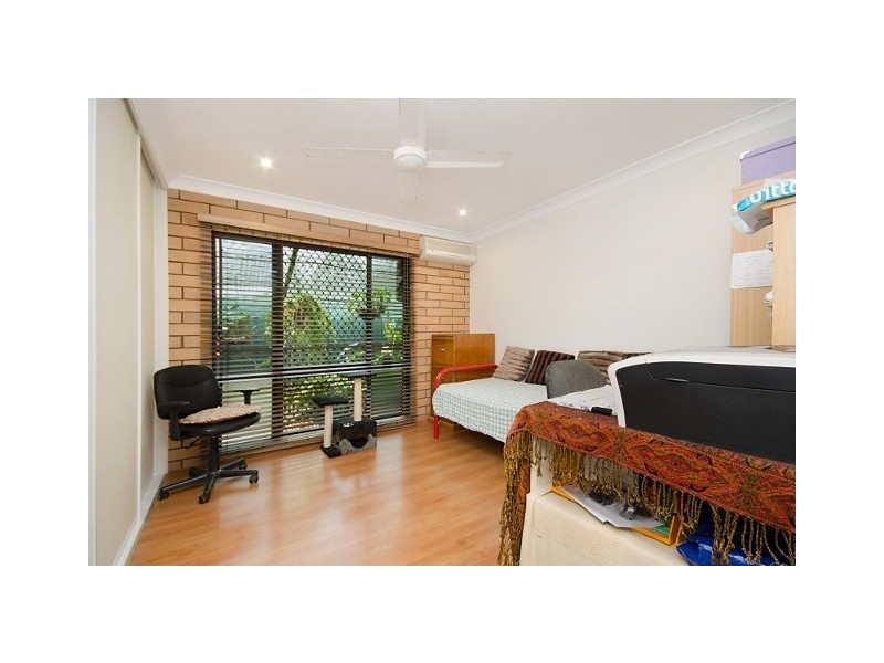 18 Lara St, Cranbrook QLD 4814