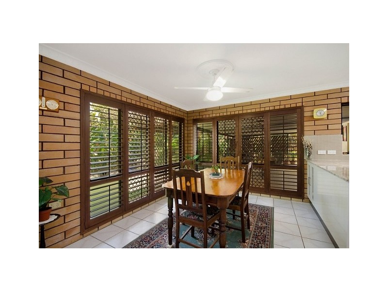 18 Lara St, Cranbrook QLD 4814