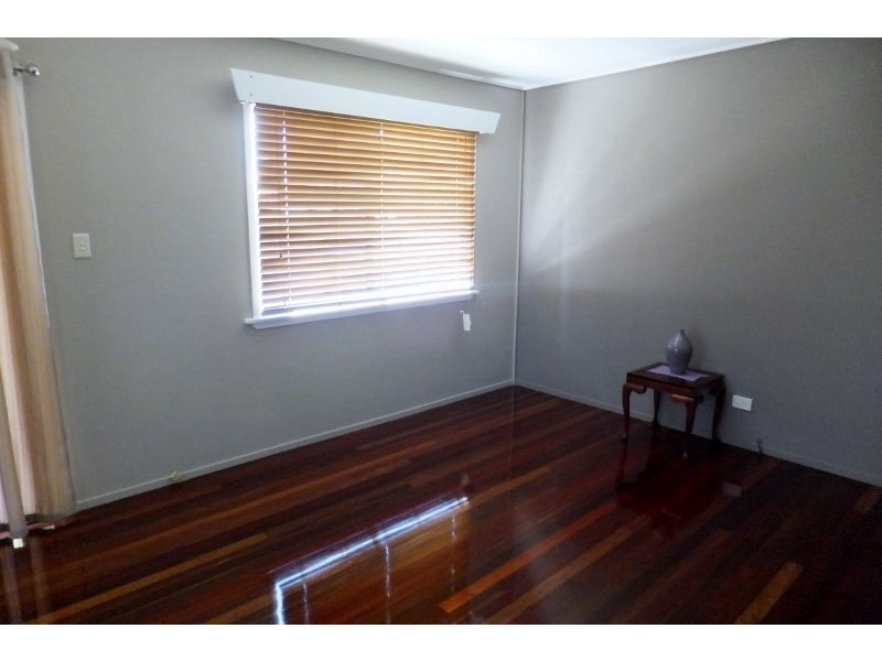 25 WEST STREET, Mundingburra QLD 4812