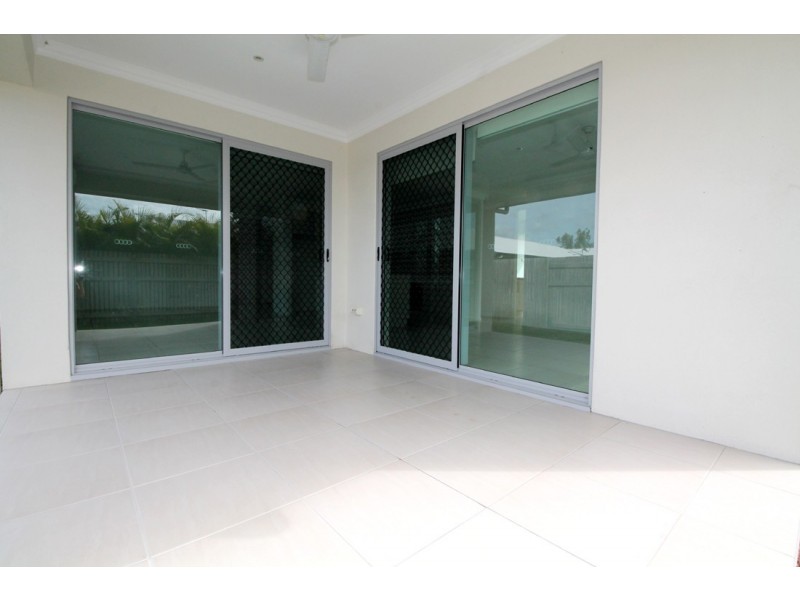 5 Summergold Street, Mount Low QLD 4818