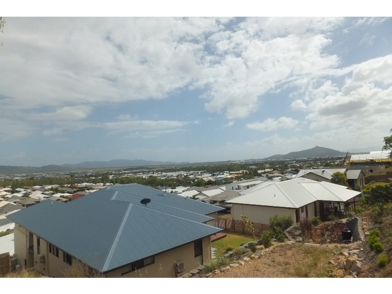 41 AFTON WAY, Mount Louisa QLD 4814