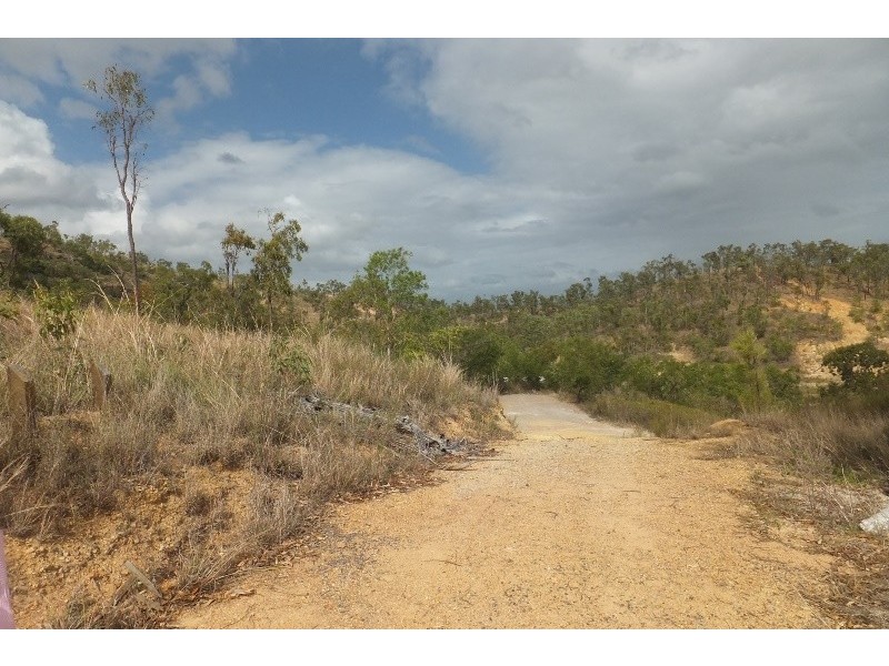 41 AFTON WAY, Mount Louisa QLD 4814