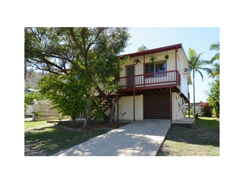 10 Carina Court, Mount Louisa QLD 4814