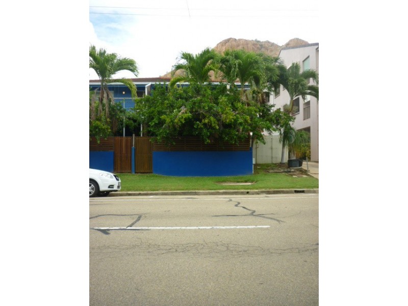 Contact agent, North Ward QLD 4810