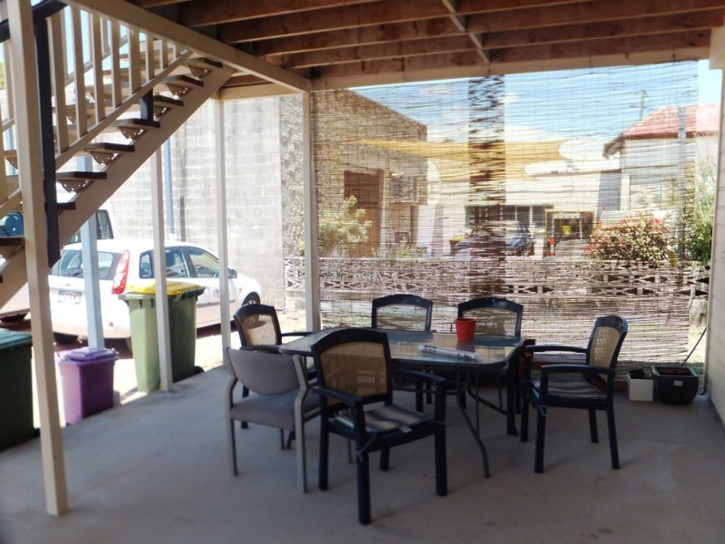 12 Ingham Road, West End QLD 4810