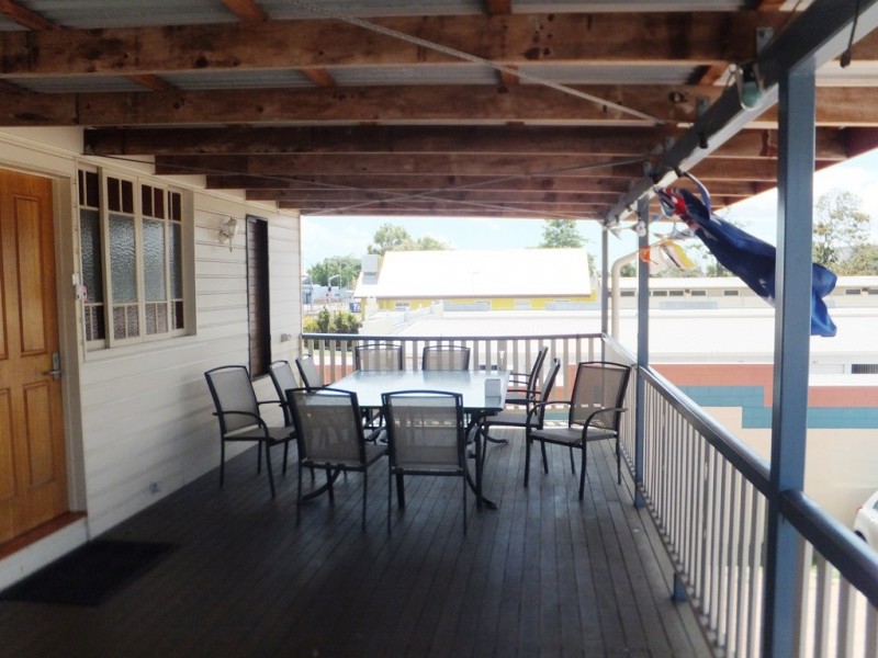 12 Ingham Road, West End QLD 4810