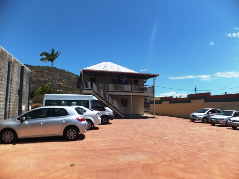 12 Ingham Road, West End QLD 4810