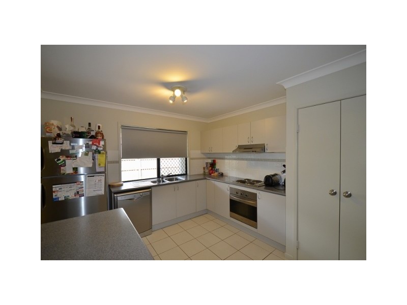 16 Eungella Court, Bushland Beach QLD 4818