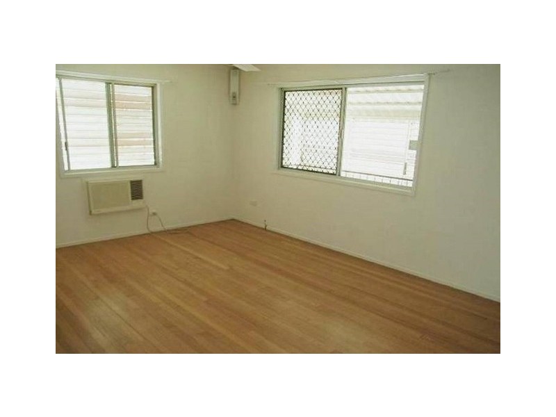 11 SAMANTHA STREET, Kelso QLD 4815