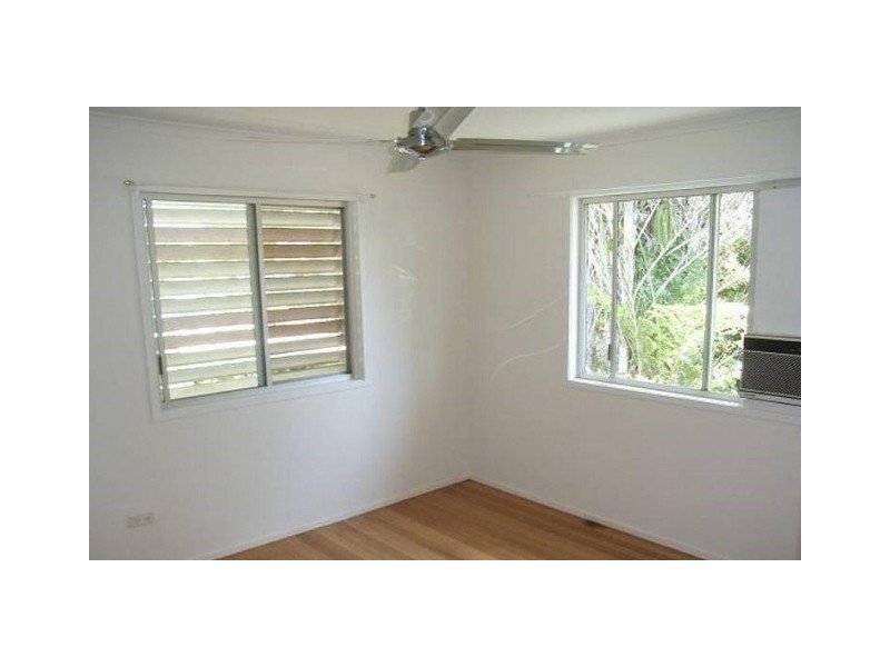 11 SAMANTHA STREET, Kelso QLD 4815