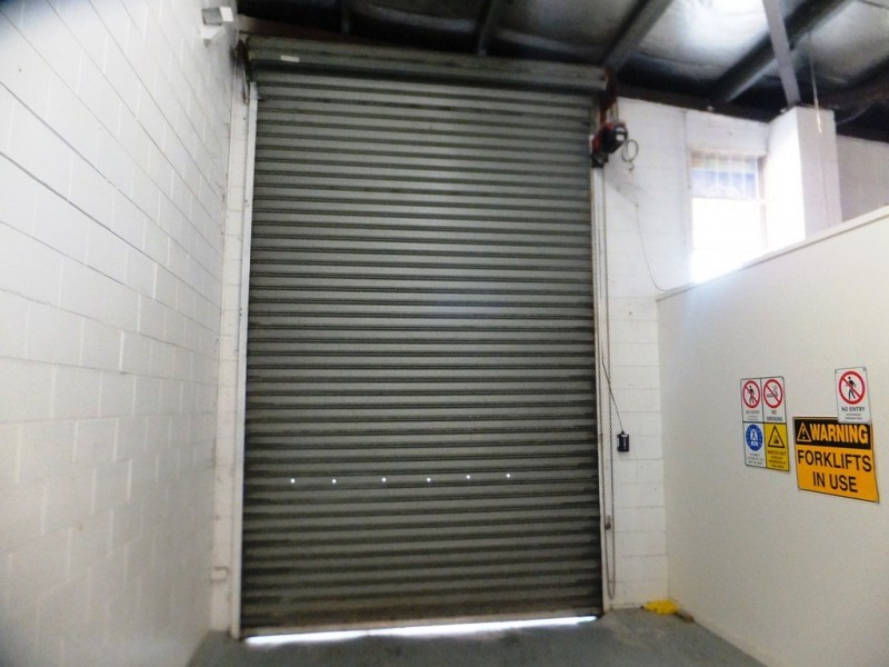 Unit 4/179 Ingham Road, West End QLD 4810