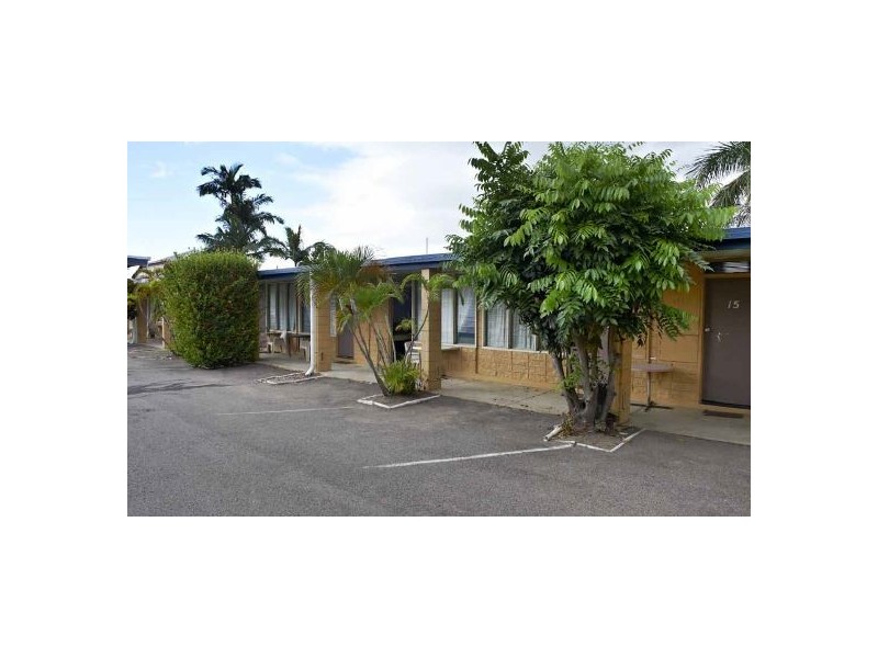 21 Ingham Road, West End QLD 4810